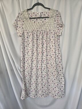 Adonna White Nightgown with Pink and Purple Small Floral Print Size M